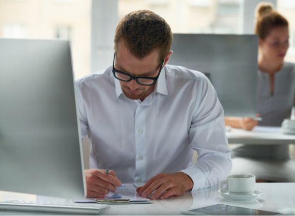 La formation d'anglais permet au responsable de communication de monter en niveau. à Paris